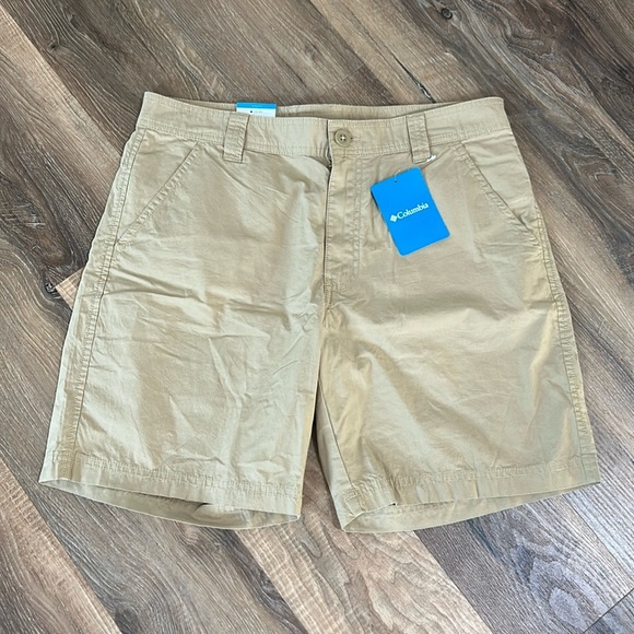 Columbia Other - Columbia New With Tags Mens Birch Forest Shorts size 32W 8”L Tan/Khaki color